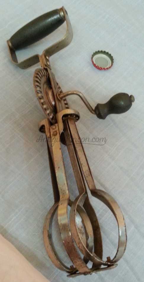Batidora manual de doble brazo. A os 60