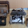 Carcasas de viejas Radios.