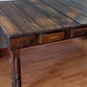 Mesa. Gran mesa en madera. Rústica.