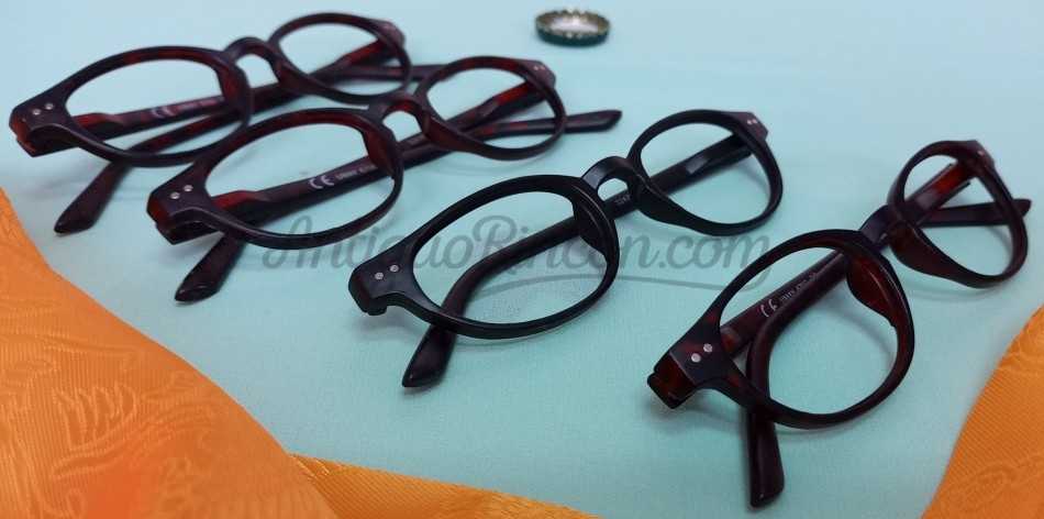 Gafas vintage. Sin cristales. Pack para atrezzo de escaparates