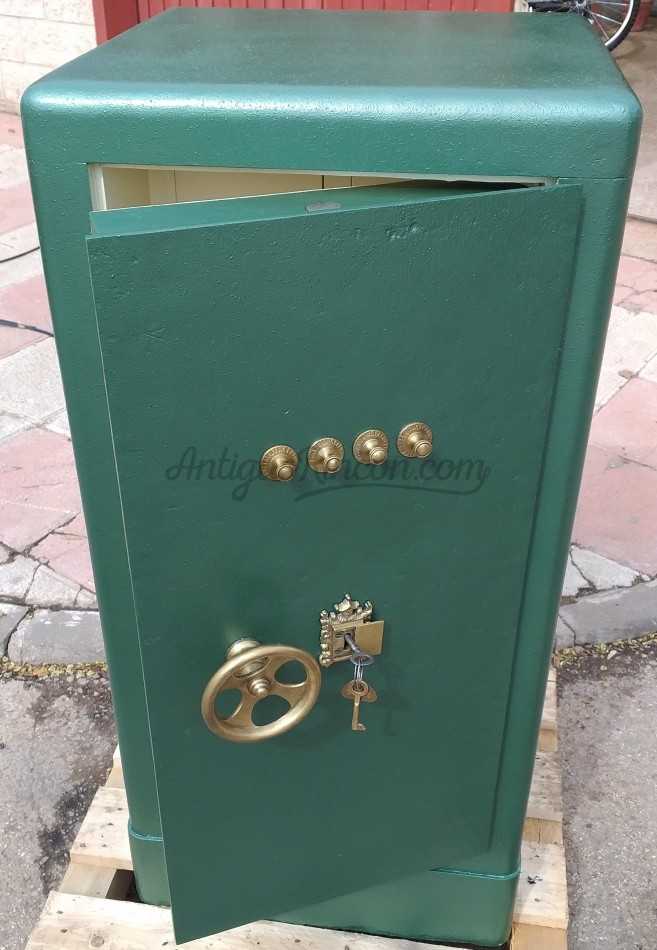 Caja hotsell fuerte antigua